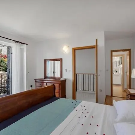 Villa Vanela Holiday home *